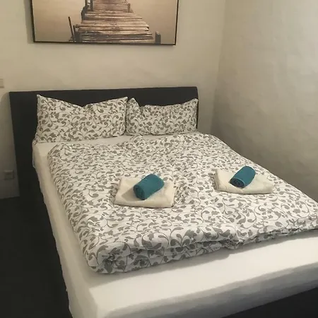 Eddi & Emmi פרייברג