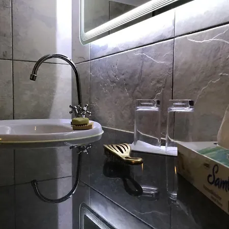 דירה Eddi & Emmi *