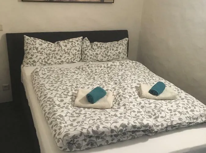 Eddi & Emmi Freiberg